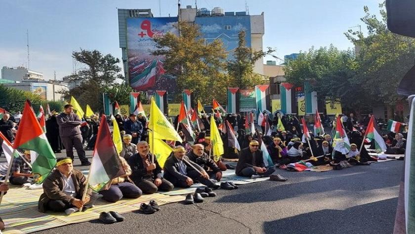 Iranpress: Tehran veterans of War gather to voice solidarity for Palestine