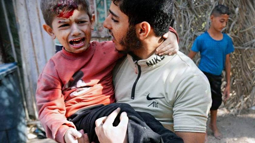 Iranpress: Gaza death toll hits 11,000 as Israeli bombardment of hospitals rages 