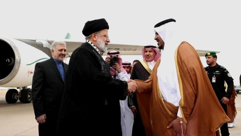 Iranpress: Raisi arrives in Riyadh for Gaza summit