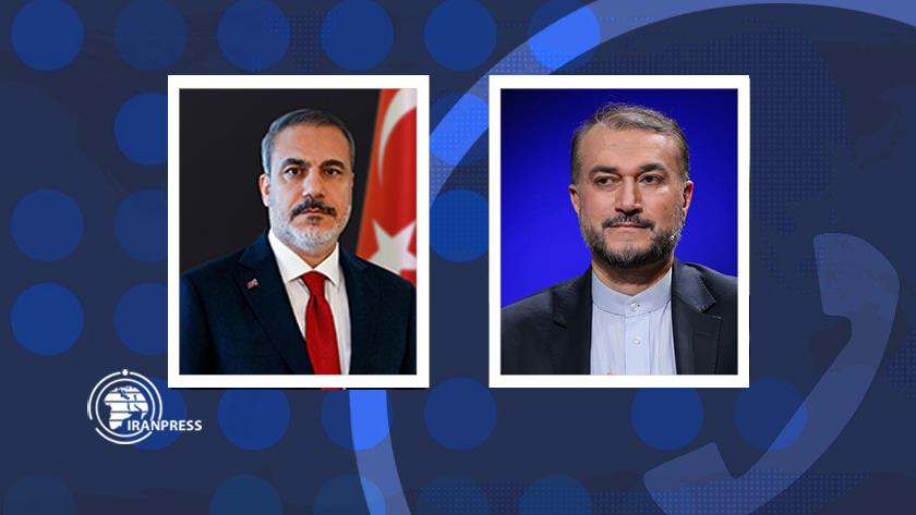 Iranpress: Iran, Turkey FMs confer latest Palestinian developments over phone