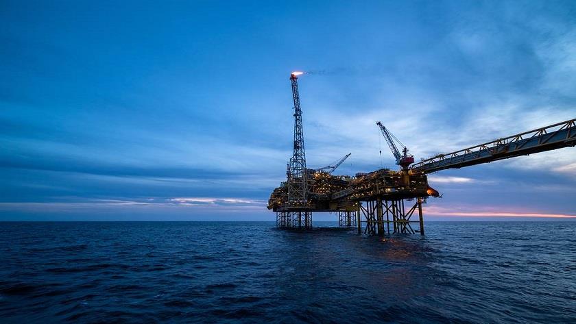 Iranpress: Brent oil slips toward $80 ahead of OPEC+ meeting