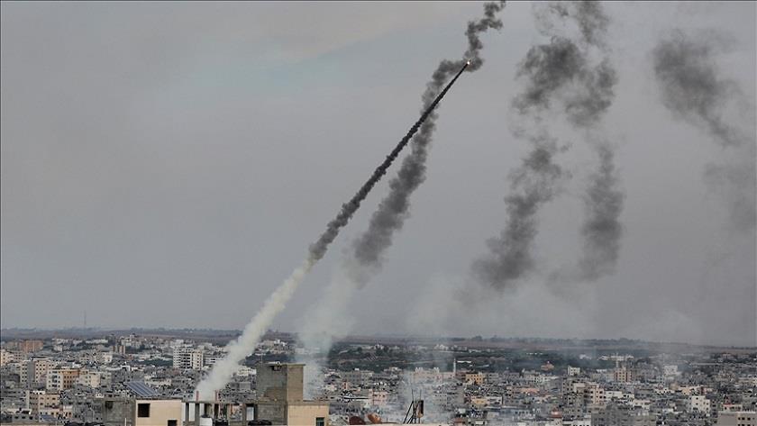 Iranpress: Tel Aviv comes under missile attacks