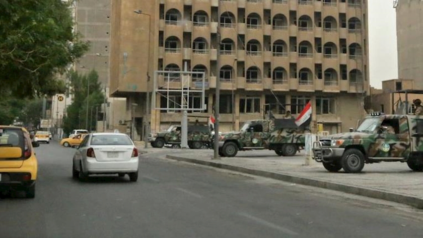 Iranpress: Explosions heard near US Embassy in Baghdad