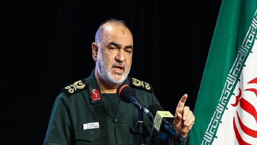 Iranpress: IRGC top commander says no one dares to act aggressively against Iran