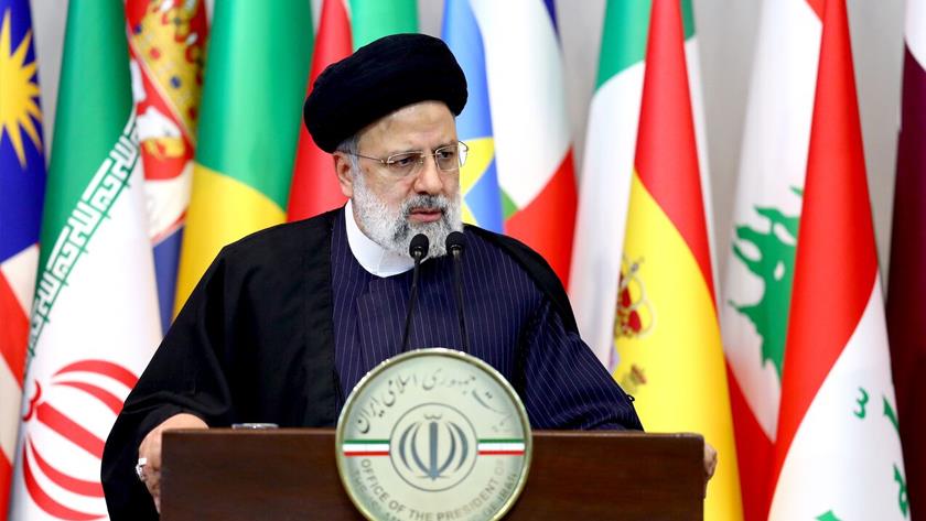 Iranpress: President: U.S. and Zionist regime should face trial for crimes against humanity