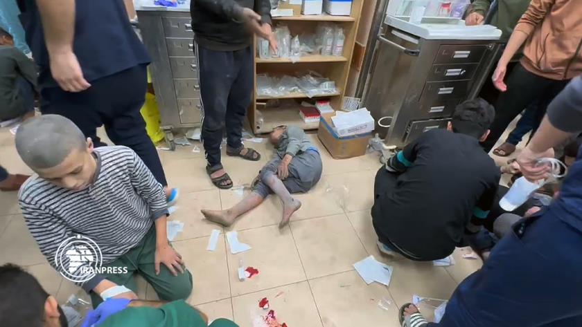 Iranpress: Al-Aqsa hospital in Gaza suffers from shortage of medical equipment 