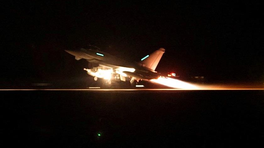 Iranpress: US, UK launch military strikes against Yemen