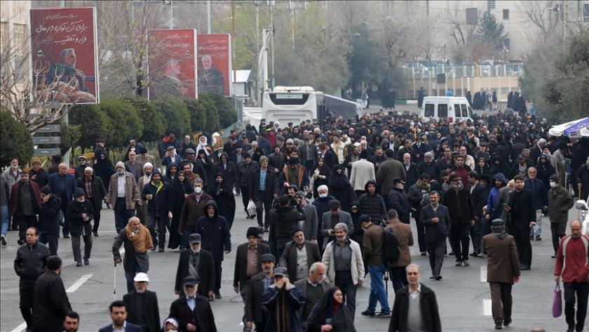 Iranpress: Iranians hold rally to condemn US-UK aggression against Yemen
