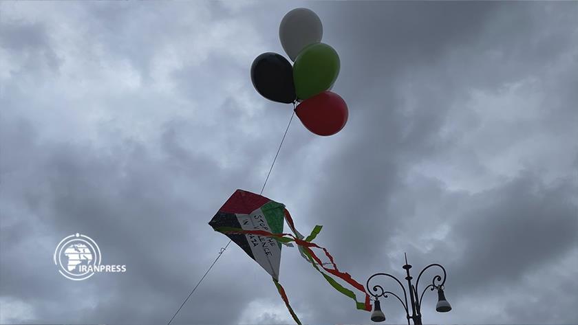 Iranpress: Rome; Kites flown in solidarity with Gazan children
