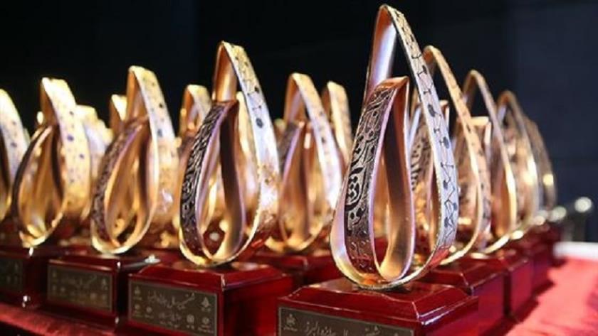 Iranpress: 2nd Iranian Nobel Prize Alborz was awarded