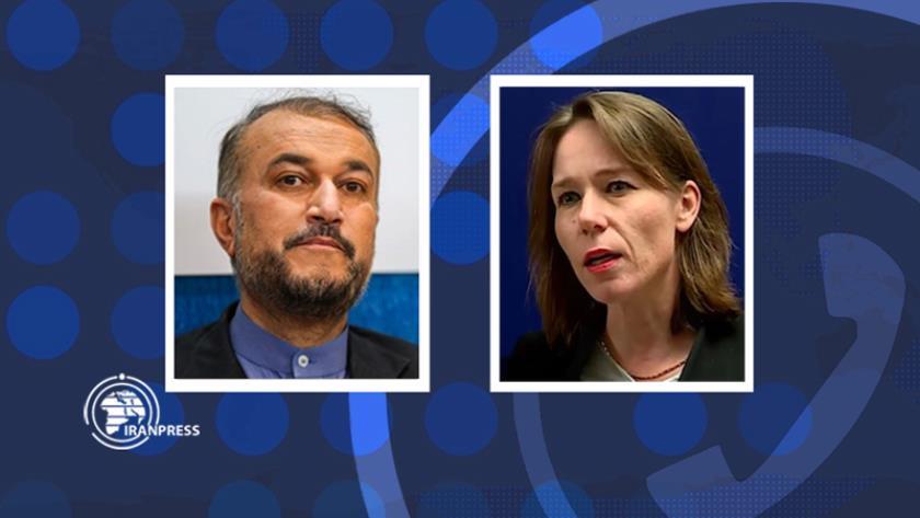 Iranpress: Iran, Netherlands FMs confer on bilateral ties, regional developments