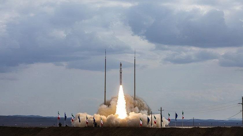 Iranpress: Iran successfully  launches Soraya satellite using Qa