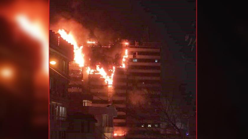 Iranpress: A massive fire engulfs Gandi Hospital in Tehran