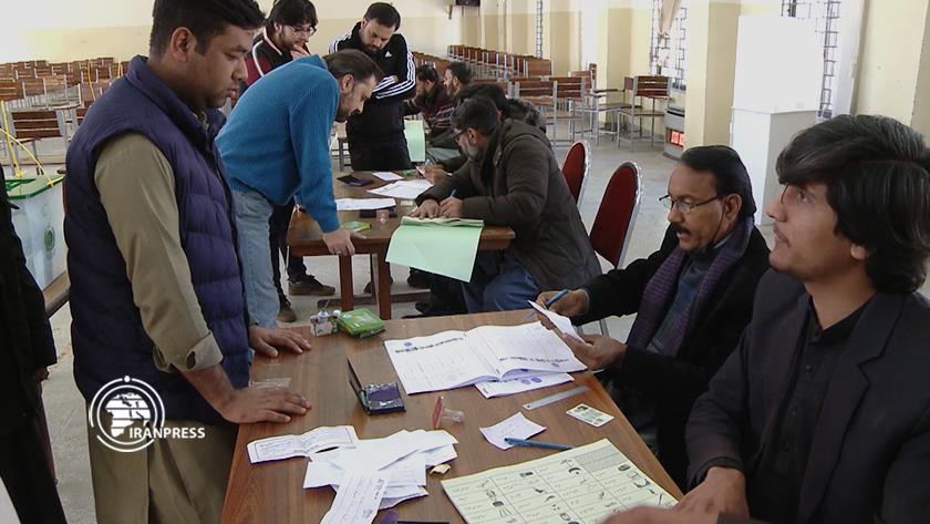 Iranpress: Pakistan general elections kicks off