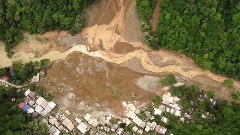 Iranpress: 68 killed, 53 missings in Masara gold-mining village landslide