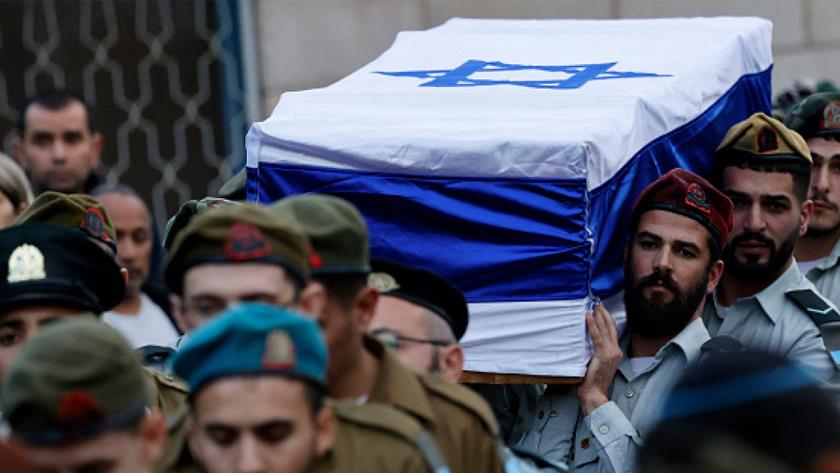Iranpress: Israeli soldier killed, three injured in southern Gaza 