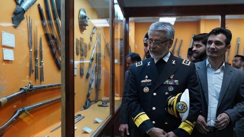 Iranpress: Army Cmdr invites tourists to visit Tehran