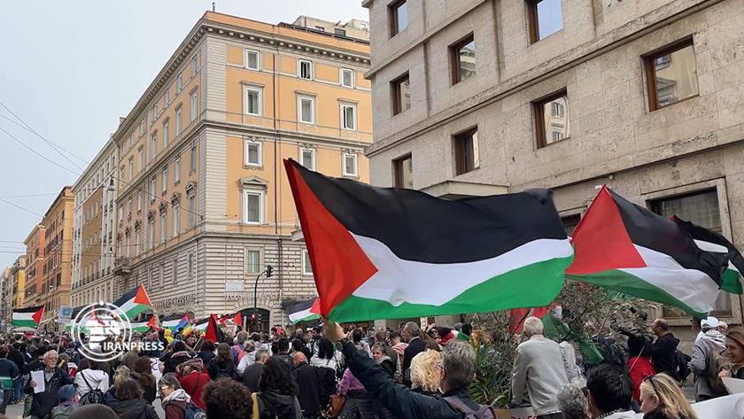 Iranpress: Italians rally in support of Palestine, call for ceasefire 