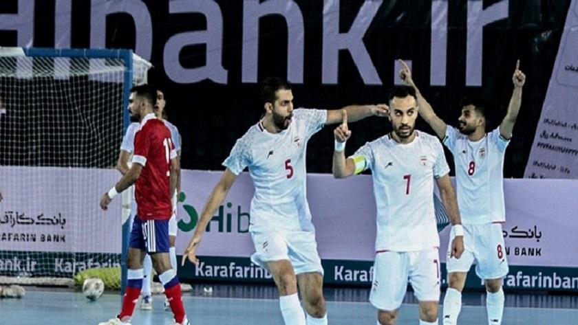 Iranpress: Iran secures second place in Vietnam Futsal Tournament