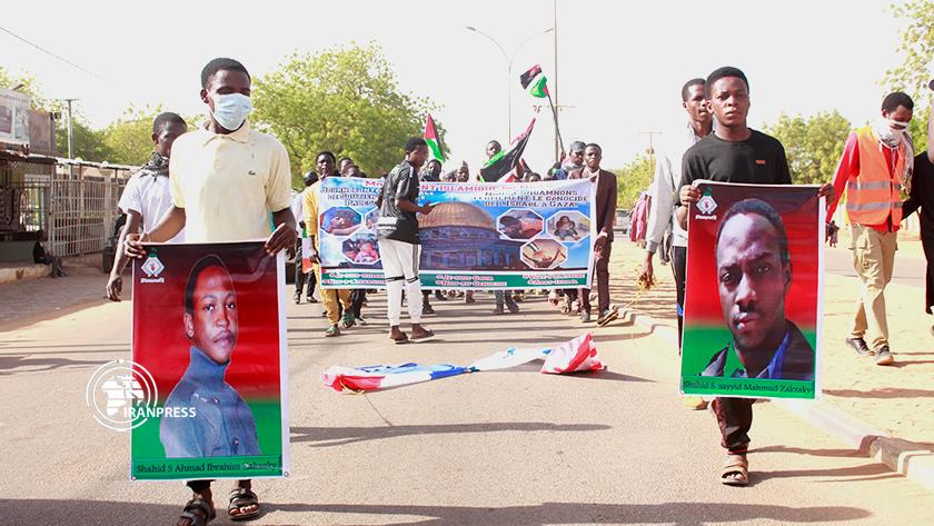 Iranpress: International Quds Day march held in Nigerien Capital