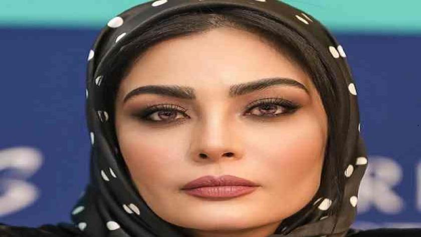 Iranpress: Iranian Actress Radiates Brilliance at the Beirut International Women