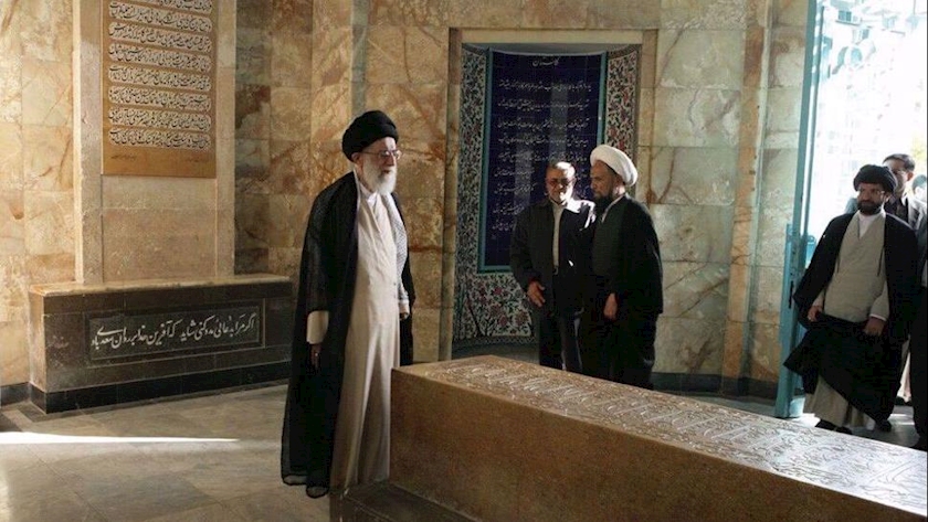 Iranpress: Ayatollah Khamenei: Saadi, one of pillars of solid foundation of Persian literature