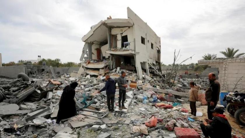 Iranpress: Israeli strike on Gaza city of Rafah kill 3