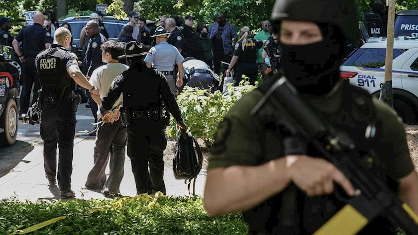 Iranpress: US Student Movement; police arrest over 600 students