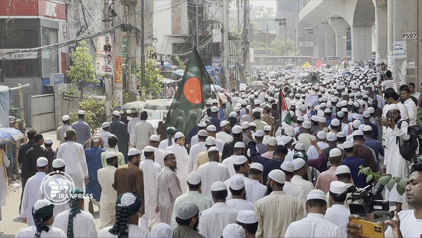 Iranpress: Demonstration held condemning murder of two Muslims in Bangladesh