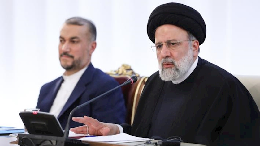 Iranpress: Iranian Senior Officials