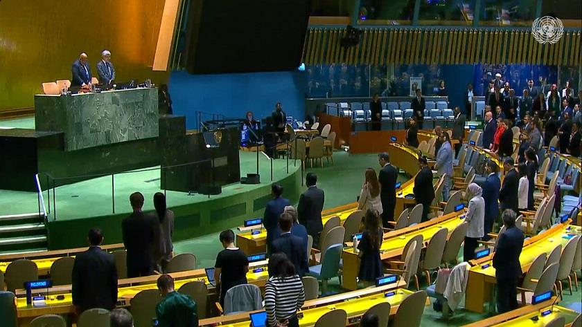 Iranpress: UNGA Observe One Minute Silent in Respect for Iranian President