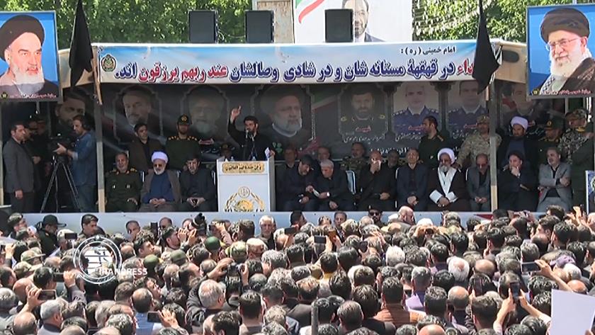 Iranpress: Maragheh Hosts Funeral Ceremony of Martyred Governor of East Azerbaijan