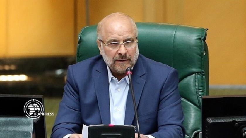 Iranpress: Lawmakers once again elect Mohammad-Bagher Ghalibaf as Parl. Speaker