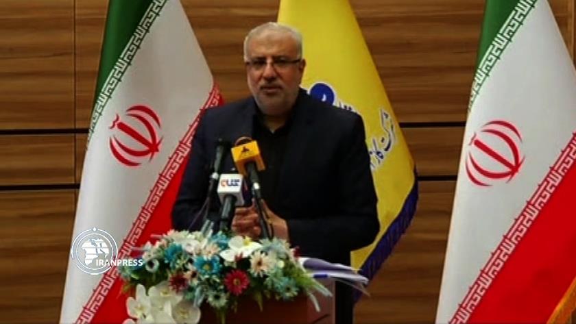 Iranpress: Oil Minister: 53 Million Cubic Meters Added To Crude Gas Production
