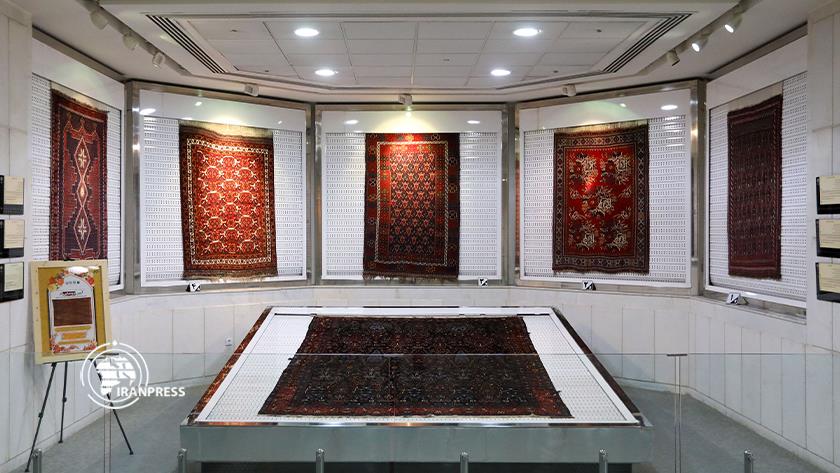 Iranpress: Razavi Holy Shrine Carpet Museum Showcases Geniune Iranian Carpets 