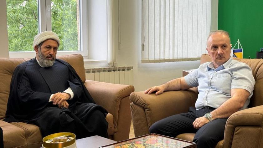 Iranpress: ICCO Chief meets Bosnian Minsiter