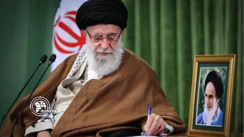 Iranpress: Ayatollah Khamenei