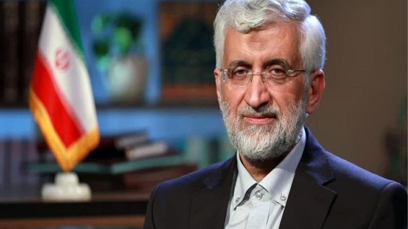 Iranpress: Candidate Jalili Says Successful President Must Put Aside Personal Interest