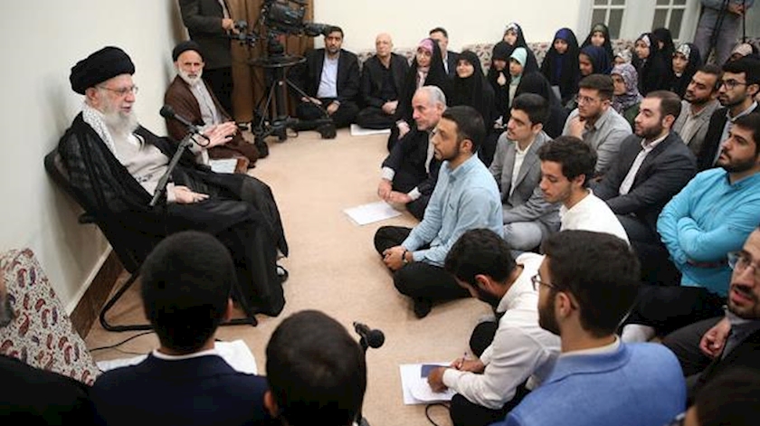 Iranpress: Leader Says Scientific Progress Going Well and Progress Must Happen