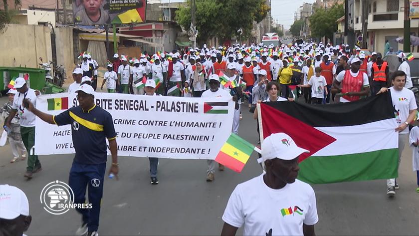 Iranpress: Hundreds of Senegalese protestors call for ending diplomatic ties with Israel