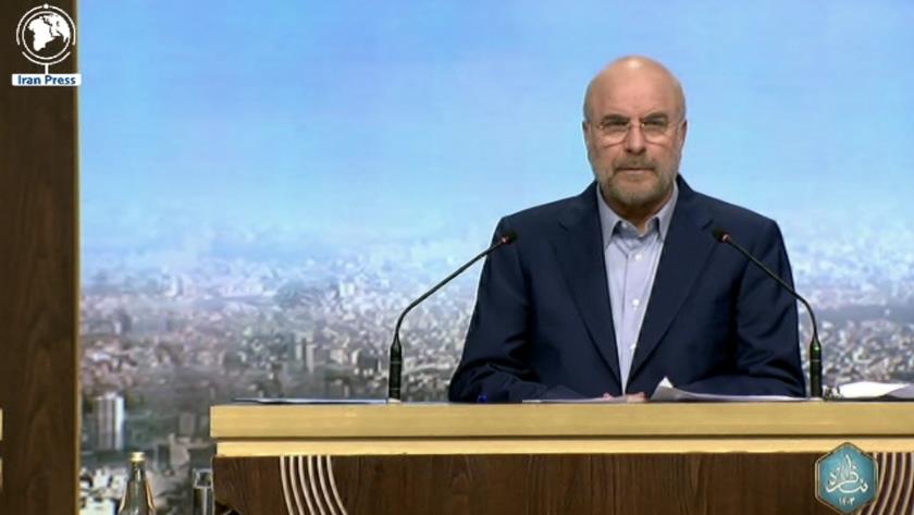 Iranpress: Presidential Candidate Ghalibaf Explains His Economic Plans