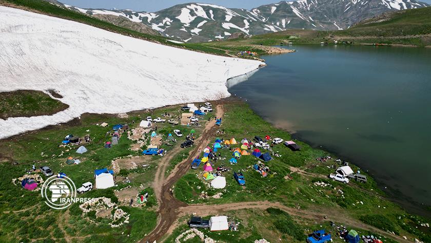 Iranpress: Discover Serene Beauty of Dalamper Lake in Iran