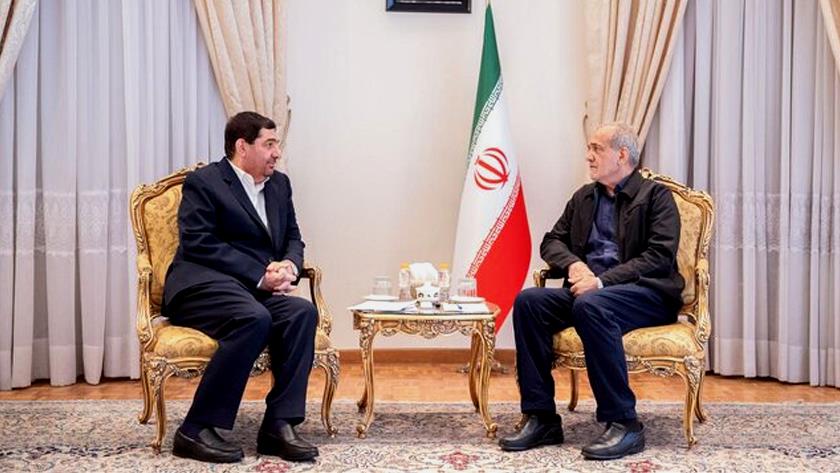 Iranpress: Mokhber, Pezeshkian meet to confer on latest excutive isuues