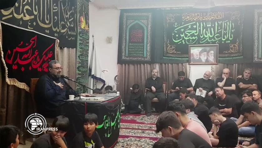 Iranpress: Iranians in Malaysia Mourn for Imam Hussain (AS)