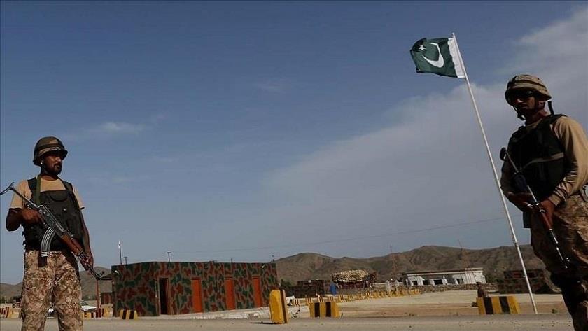 Iranpress: Pakistan: 3 Terrorists Eliminated, 4 Security Personnel Killed 