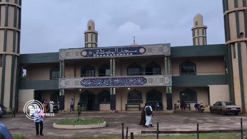 Iranpress: Muslims in Conakry, Guinea observe Ashura Mourning Rituals