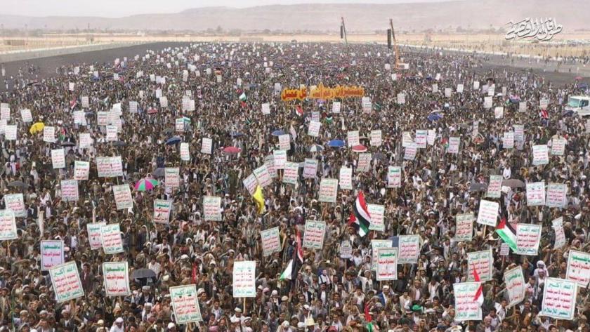 Iranpress: People in Yemen Stages Rally in Solidarity with Gaza