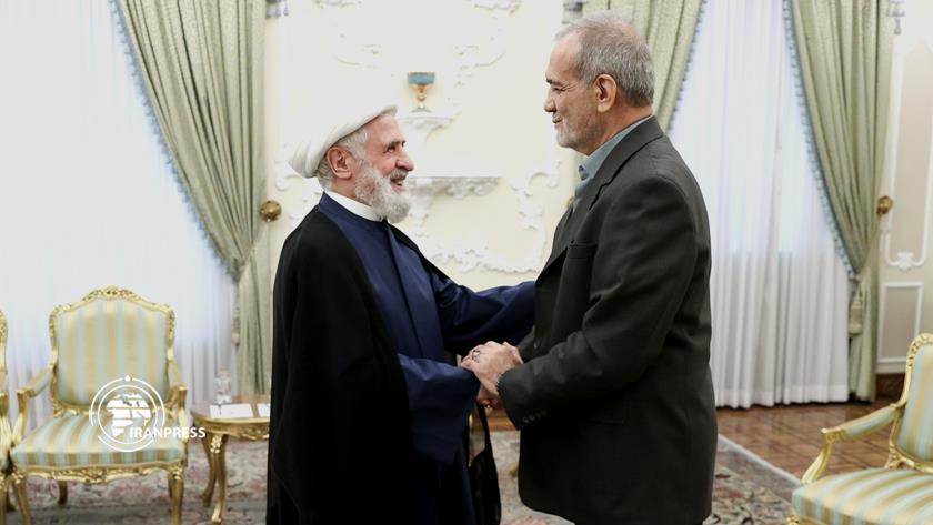 Iranpress: President Pezeshkian Meets Deputy Secretary-General of Hezbollah 