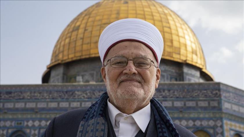 Iranpress: Al-Aqsa  Mosque  Imam Arrested over Paying Tribute to Martyr Haniyah