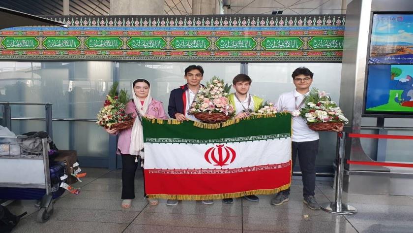 Iranpress: Iranian Students Win Medal in 1st INSO Contest